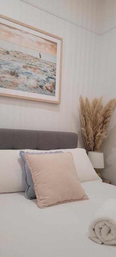 Boutique Beach House In The Heart Of St. Kilda Melbourne Exteriör bild